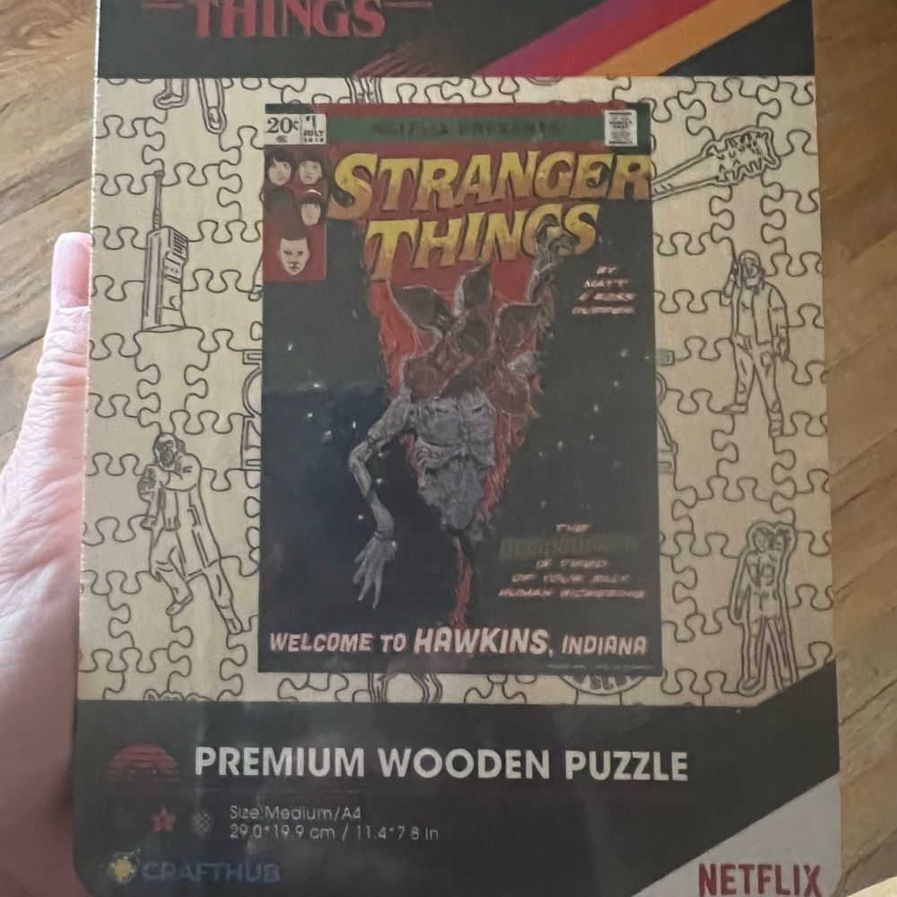 Netflix Stranger Things Premium Wooden Puzzle WELCOME TO HAWKINS INDIANA